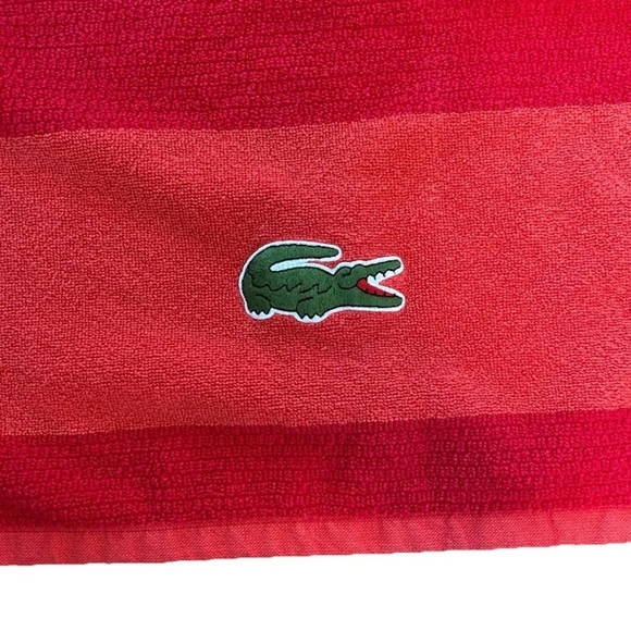 Lacoste Red Textured Loop Bath Towel 100% Cotton 30x52 Big Croc Logo Luxury Bath - Picture 2 of 6